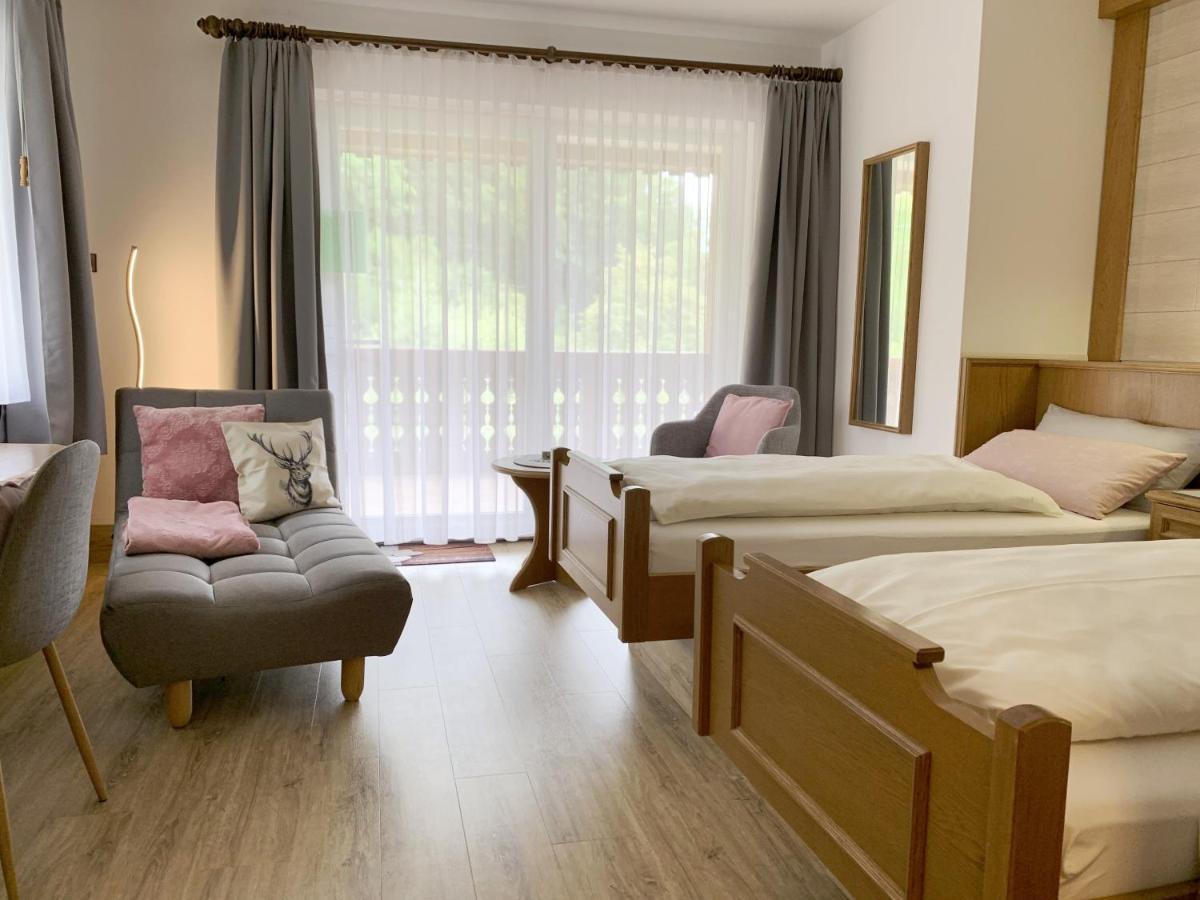 Landhotel Untere Kapfenhardter Muehle Unterreichenbach Exteriör bild