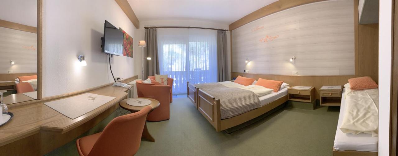 Landhotel Untere Kapfenhardter Muehle Unterreichenbach Exteriör bild