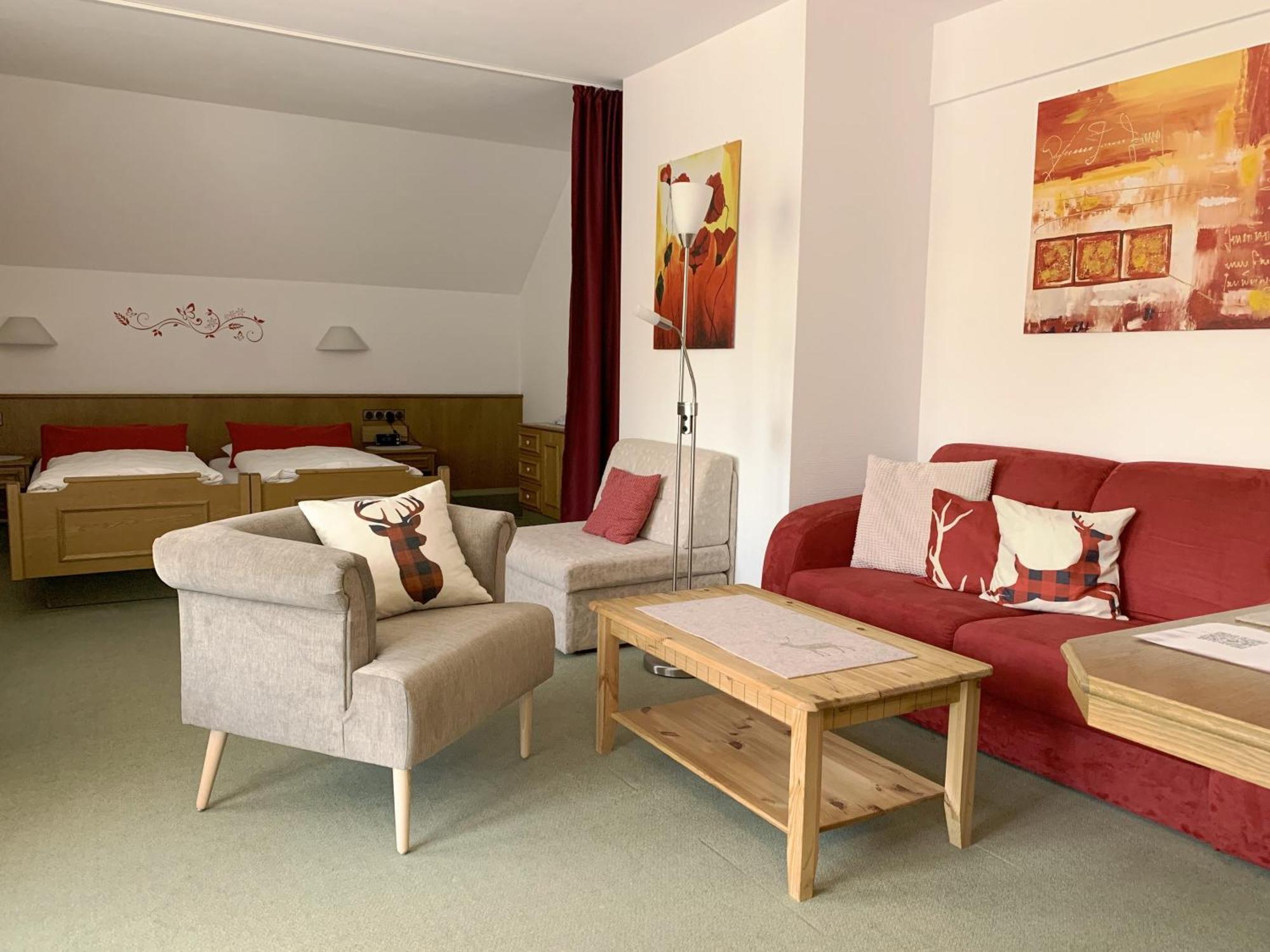 Landhotel Untere Kapfenhardter Muehle Unterreichenbach Exteriör bild