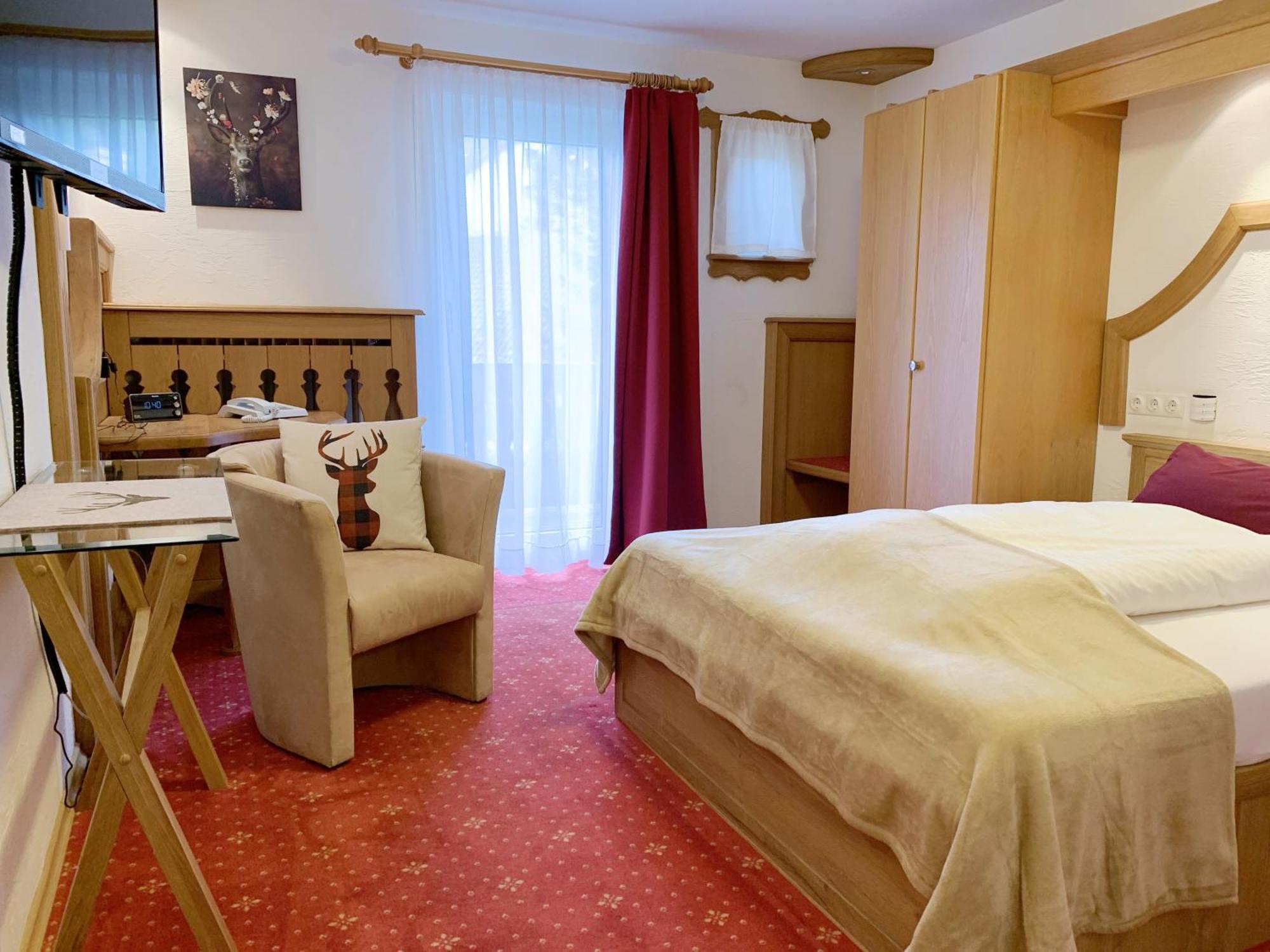 Landhotel Untere Kapfenhardter Muehle Unterreichenbach Exteriör bild
